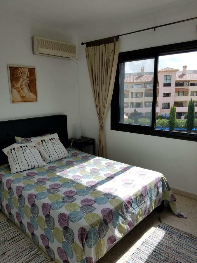 Kings Avenue - Natalia'S Apt Paphos Exterior photo